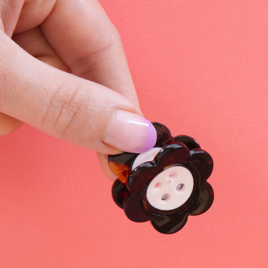 Daisy Button Tortoise Shell Mini Hair Claw Clip